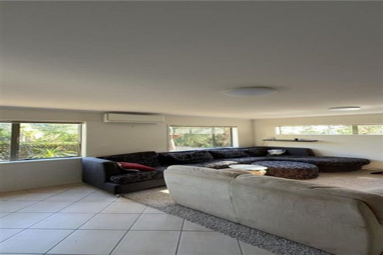 Photo of property in 16 Catrina Avenue, Birkenhead, Auckland, 0626