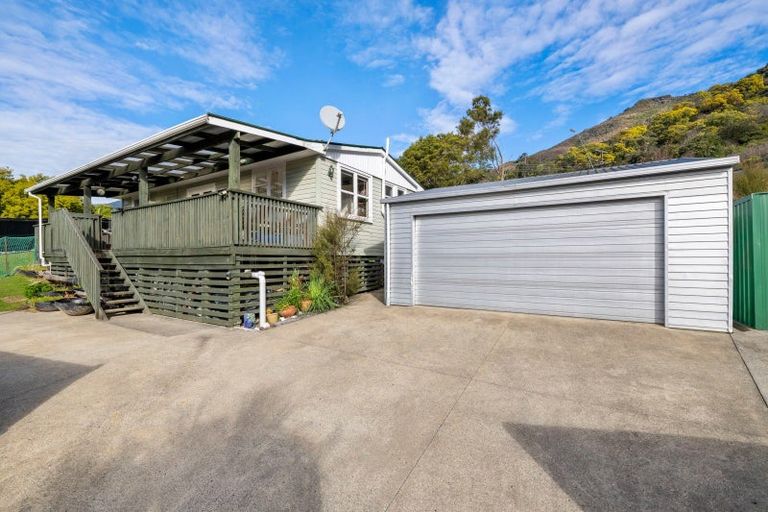 Photo of property in 1 Brownlee Close, Havelock, 7100