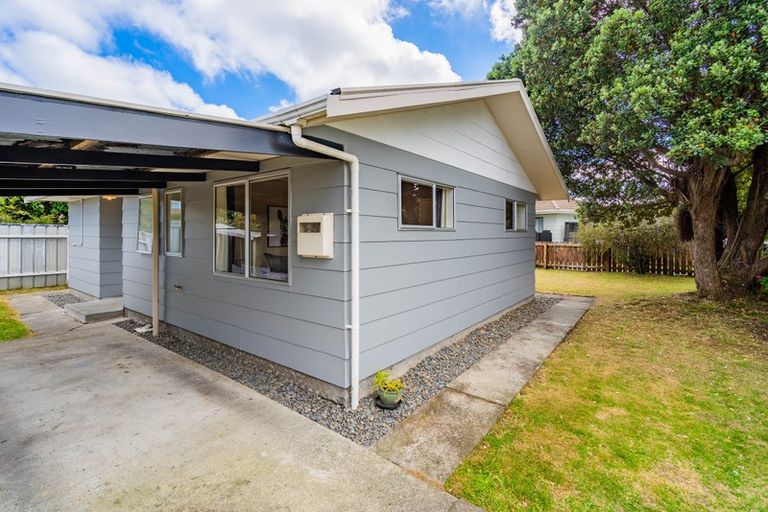 Photo of property in 95a Arawhata Road, Paraparaumu, 5032