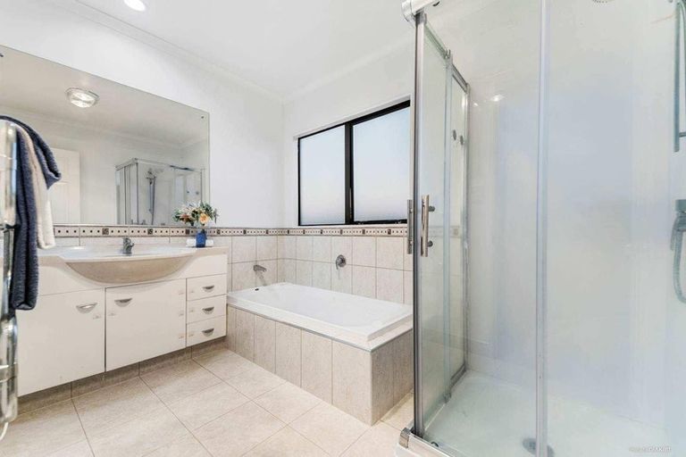 Photo of property in 64 Matarangi Road, East Tamaki, Auckland, 2013