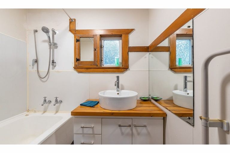 Photo of property in 30 Carnarvon Street, Linwood, Christchurch, 8062