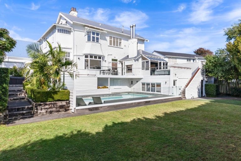 Photo of property in 40 Orakei Road, Remuera, Auckland, 1050