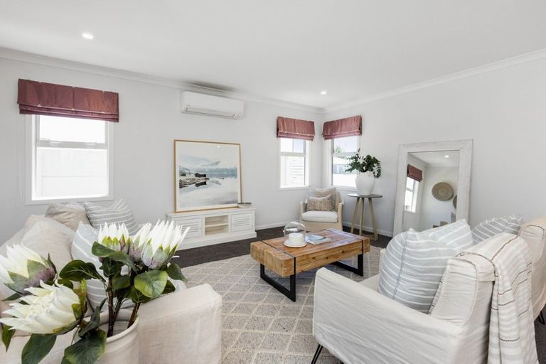 Photo of property in 5 Rakaia Way, Poraiti, Napier, 4112