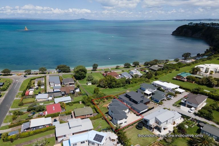 Photo of property in 1053b Whangaparaoa Road, Tindalls Beach, Whangaparaoa, 0930