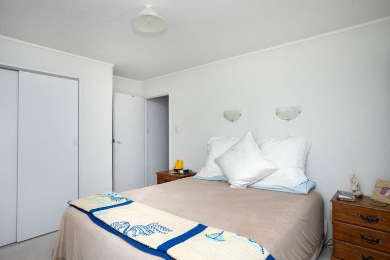 Photo of property in 14 Hamlet Street, Dannevirke, 4930