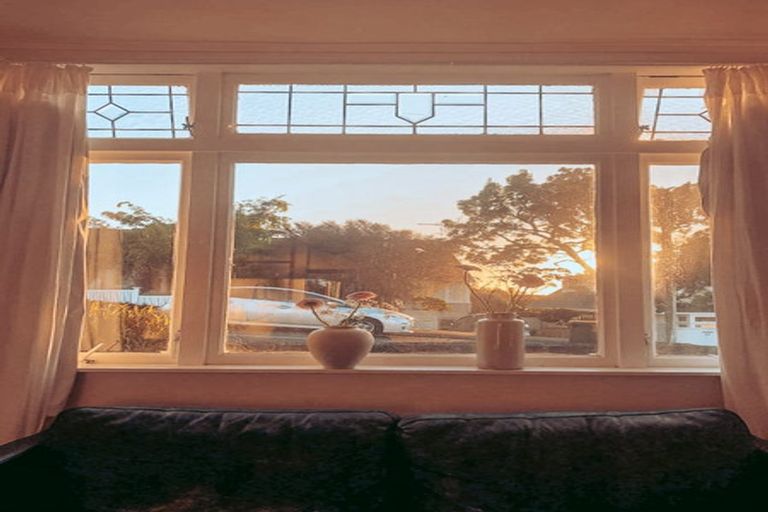 Photo of property in 34 Church Street, Northcote Point, Auckland, 0627