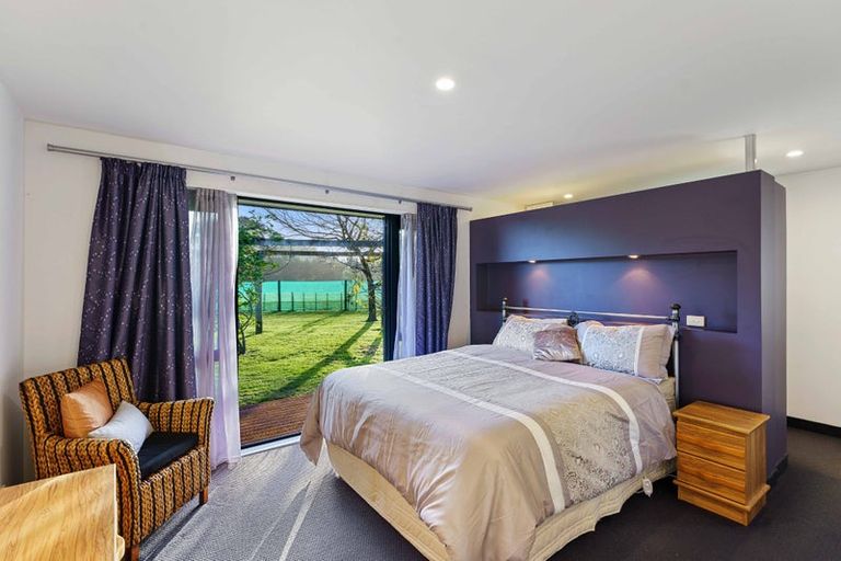 Photo of property in 901 State Highway 1, Te Horo, Otaki, 5581