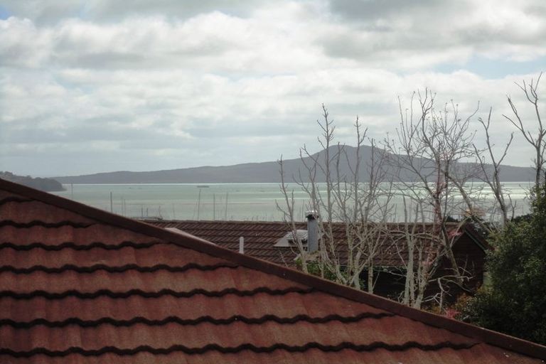 Photo of property in 34b Mark Edward Drive, Half Moon Bay, Auckland, 2012