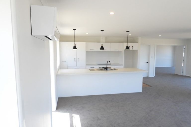 Photo of property in 17 Dove Place, Holmes Hill, Oamaru, 9401