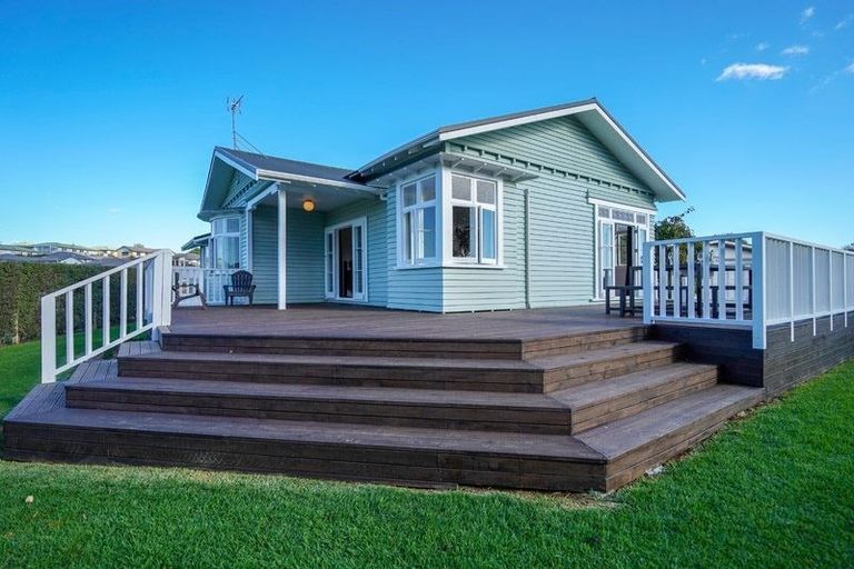 Photo of property in 72a Jellicoe Avenue, Tuakau, 2121