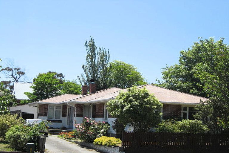 Photo of property in 109 Bickerton Street, Wainoni, Christchurch, 8061