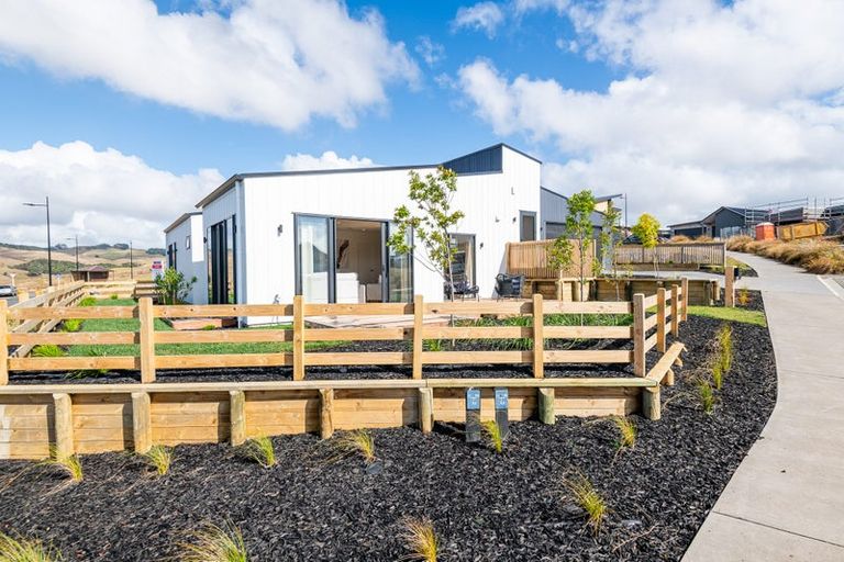 Photo of property in 17 Tunarau Street, Raglan, 3225