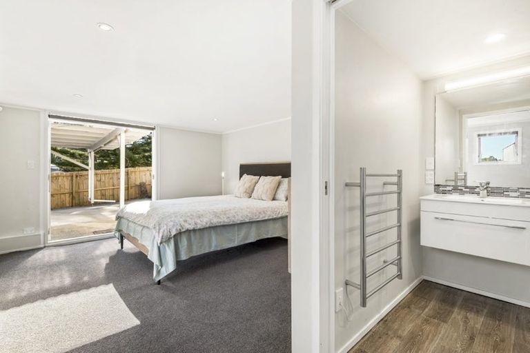 Photo of property in 1/58 James Street, Bayview, Auckland, 0629