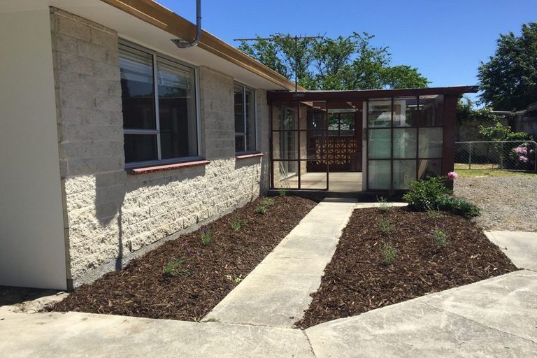 Photo of property in 2/47 Emmett Street, Shirley, Christchurch, 8013