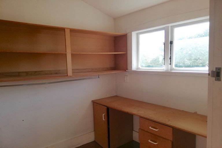 Photo of property in 3 Wattle Street, New Lynn, Auckland, 0600