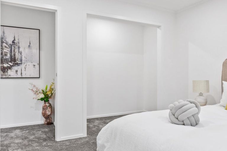 Photo of property in 40b Tiroroa Avenue, Te Atatu South, Auckland, 0610