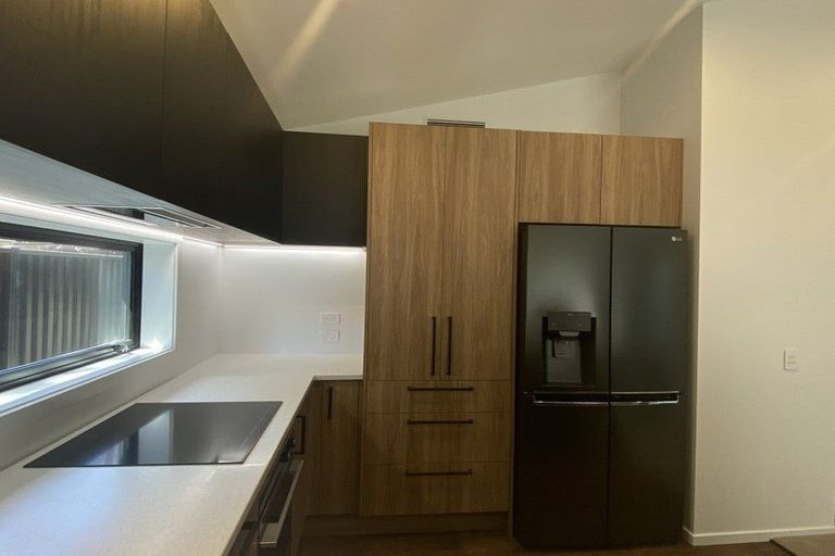 Photo of property in 210 Stone Street, Wanaka, 9305