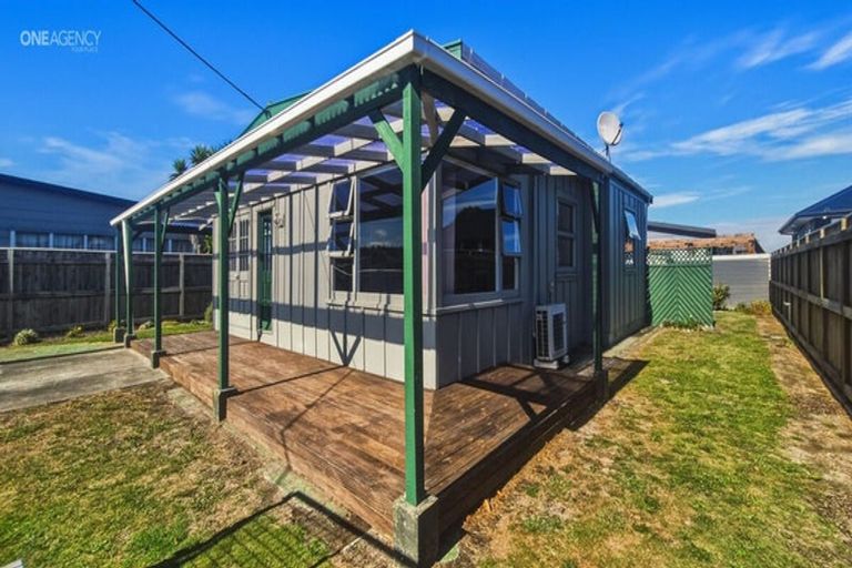 Photo of property in 10 Norton Street, Foxton Beach, Foxton, 4815