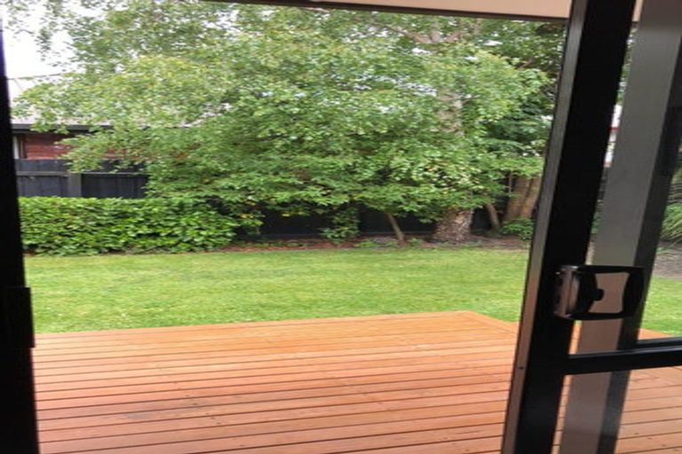 Photo of property in 3/32 Edward Avenue, Edgeware, Christchurch, 8013