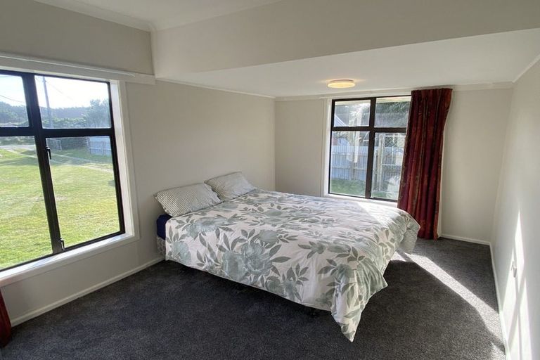 Photo of property in 9 Dune Crescent, Oreti Beach, Invercargill, 9879
