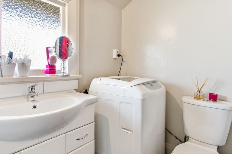 Photo of property in 2/11 Selwyn Street, Maori Hill, Timaru, 7910