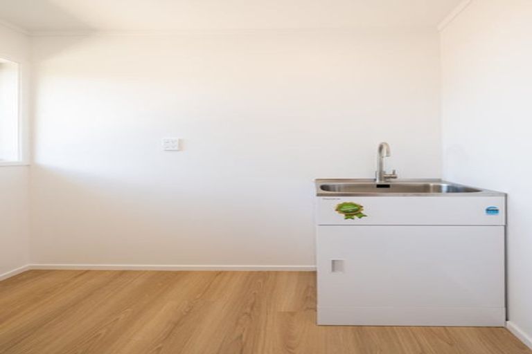 Photo of property in 2/14 Nathan Street, Tawa, Wellington, 5028