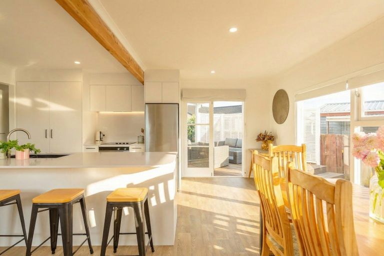 Photo of property in 12 Taverner Street, Carterton, 5713