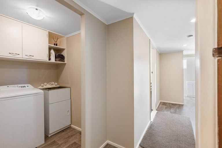 Photo of property in 103 Larnach Road, Vauxhall, Dunedin, 9013