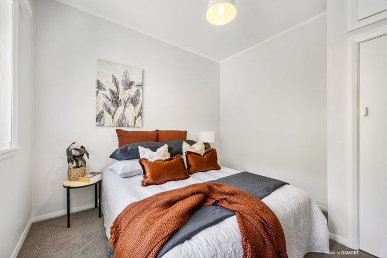 Photo of property in 37 The Rigi, Northland, Wellington, 6012