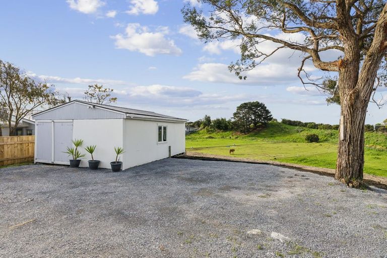 Photo of property in 75 Raumati Road, Raumati Beach, Paraparaumu, 5032