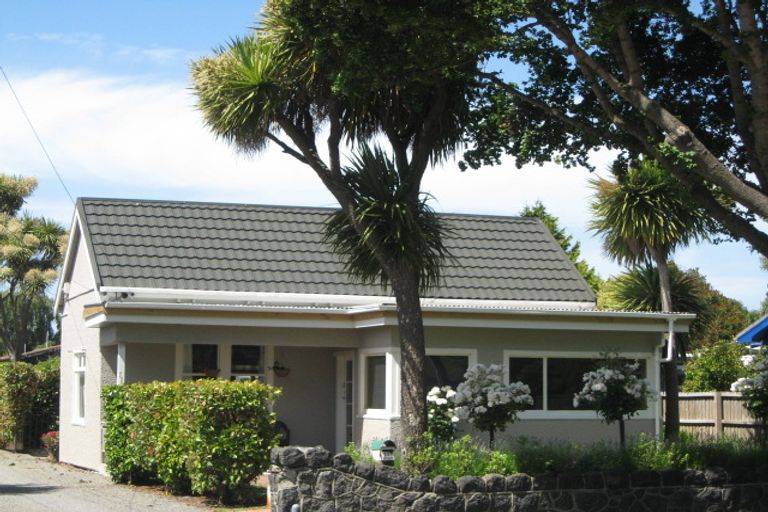 Photo of property in 2/117a Studholme Street, Somerfield, Christchurch, 8024