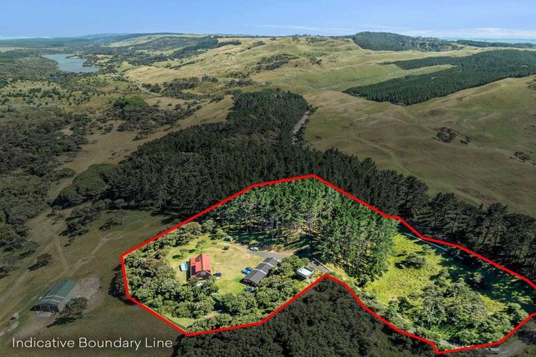 Photo of property in 708 Wilson Road, South Head, Helensville, 0874