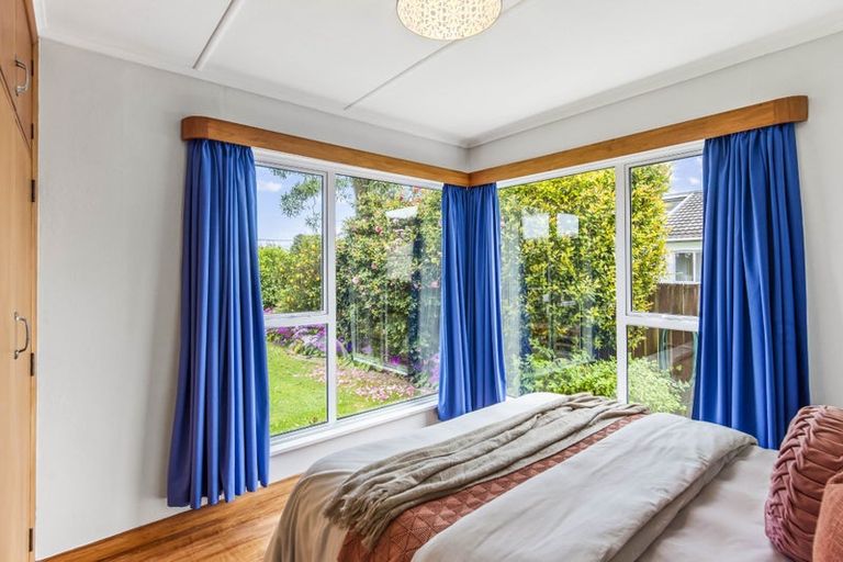 Photo of property in 287 Te Moana Road, Waikanae, 5036