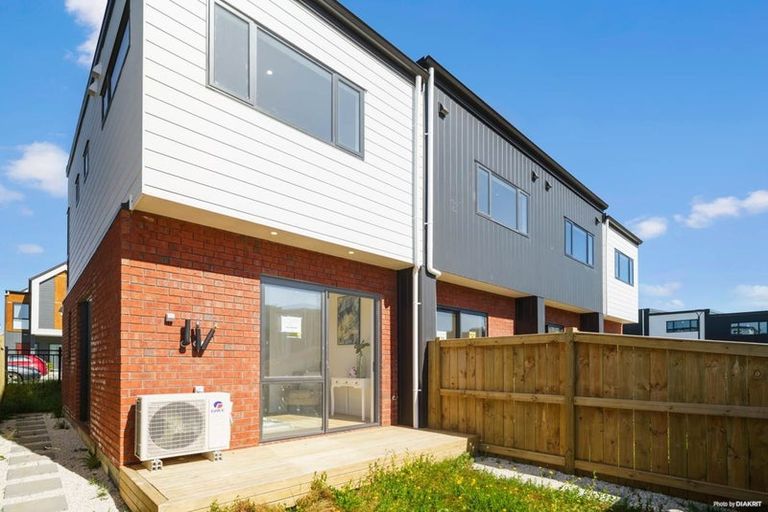 Photo of property in 58 Picturesque Drive, Flat Bush, Auckland, 2019