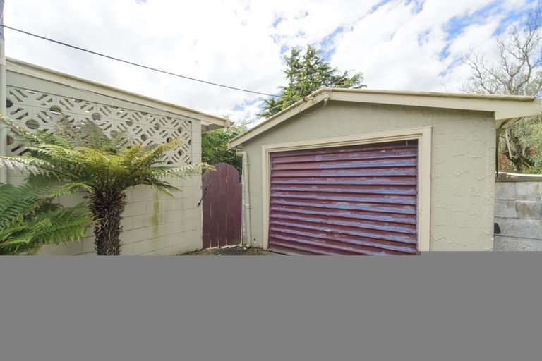 Photo of property in 12 Tawa Street, Palmerston North, 4414