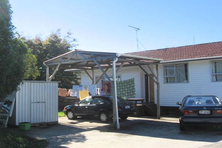 Photo of property in 20 Mandarin Place, Half Moon Bay, Auckland, 2012