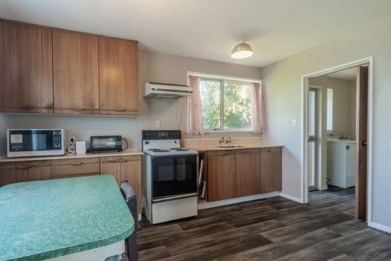 Photo of property in 66 Vivian Street, Burwood, Christchurch, 8083