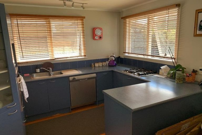 Photo of property in 28 Johnsview Terrace, Hillcrest, Hamilton, 3216