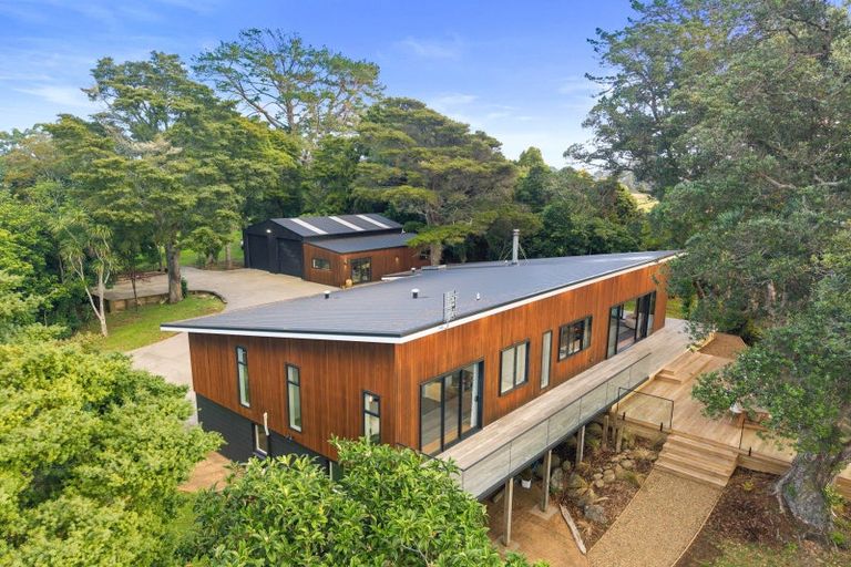 Photo of property in 115 Waitangi Falls Road, Glenbrook, Waiuku, 2681