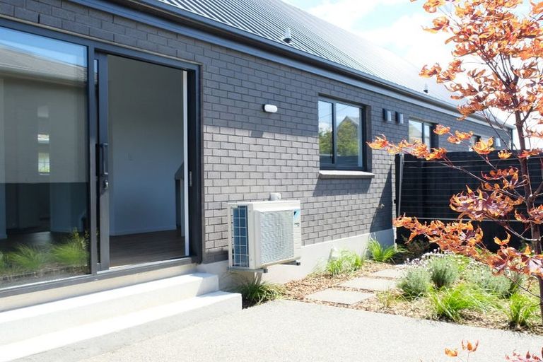 Photo of property in 5b Manning Place, Woolston, Christchurch, 8023