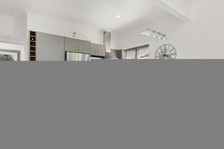 Photo of property in 25 Burwood Road, Matamata, 3400