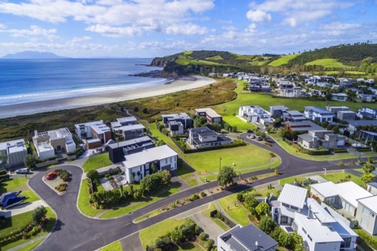 Photo of property in 1 Paua Lane, Omaha, 0986