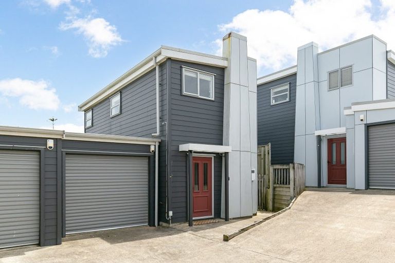 Photo of property in 5/14f Tireti Road, Titahi Bay, Porirua, 5022