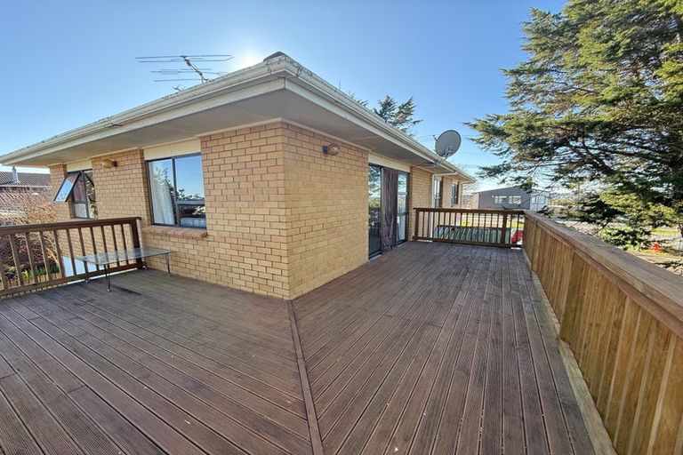 Photo of property in 111 Royal Road, Massey, Auckland, 0614