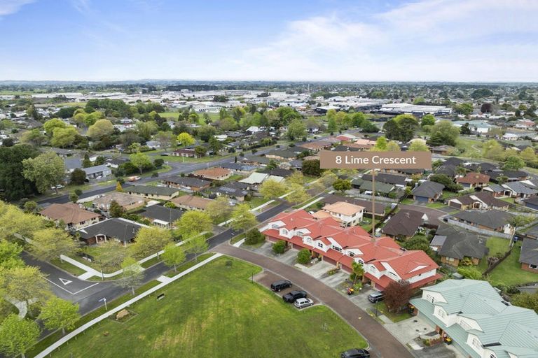 Photo of property in 8 Lime Crescent, Papakura, 2110