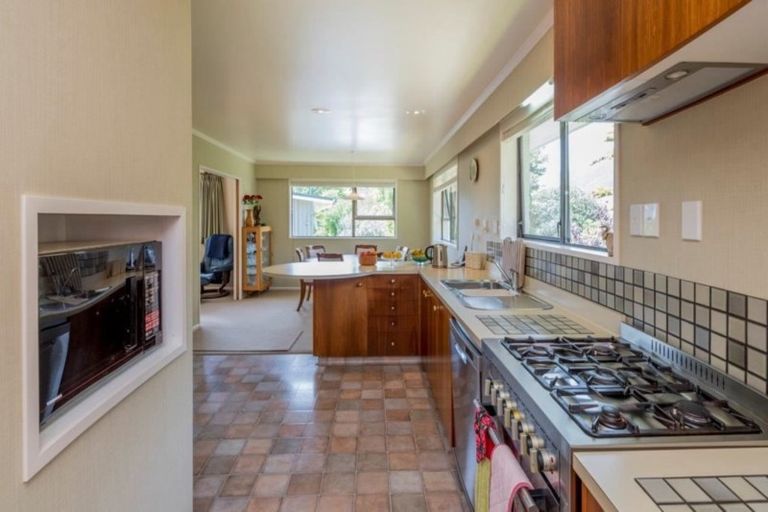 Photo of property in 6 River Glade, Waikanae, 5036
