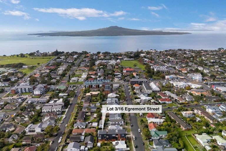 Photo of property in 16c Egremont Street, Belmont, Auckland, 0622