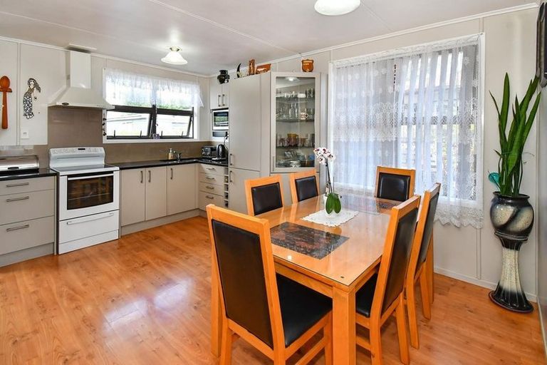 Photo of property in 50 Cobham Crescent, Otara, Auckland, 2023
