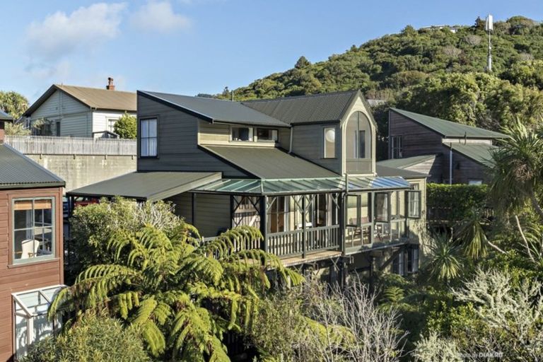 Photo of property in 11 Waikowhai Street, Ngaio, Wellington, 6035