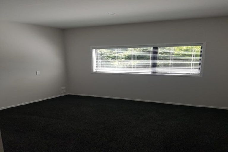 Photo of property in 28 Wautaiti Drive, Riverhead, 0820